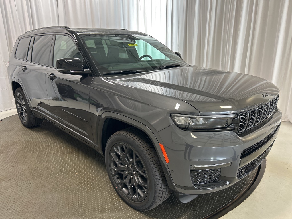 new 2025 Jeep Grand Cherokee L car, priced at $67,155