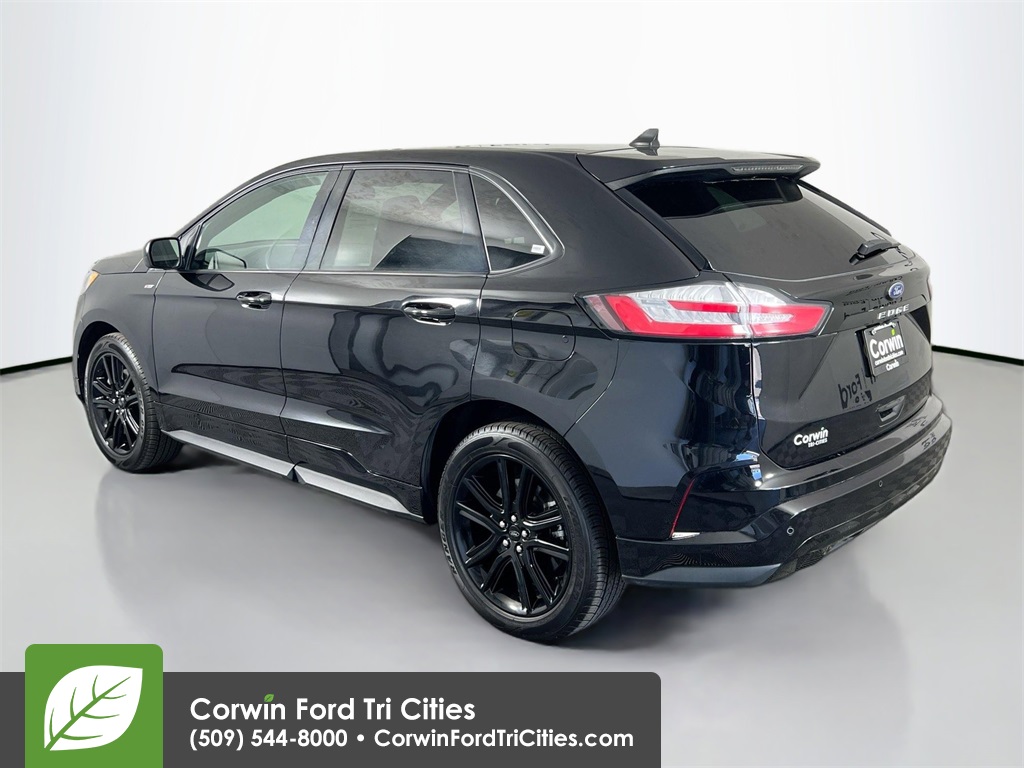 used 2024 Ford Edge car, priced at $30,691