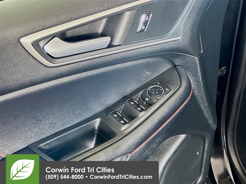 used 2024 Ford Edge car, priced at $30,691