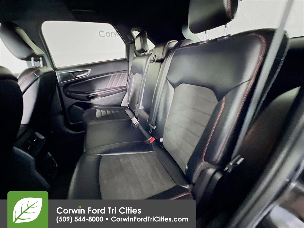 used 2024 Ford Edge car, priced at $30,691