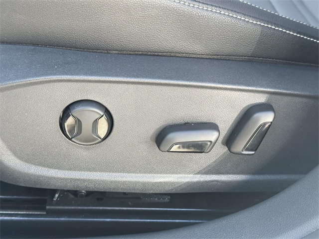 used 2025 Volkswagen Jetta car, priced at $28,851