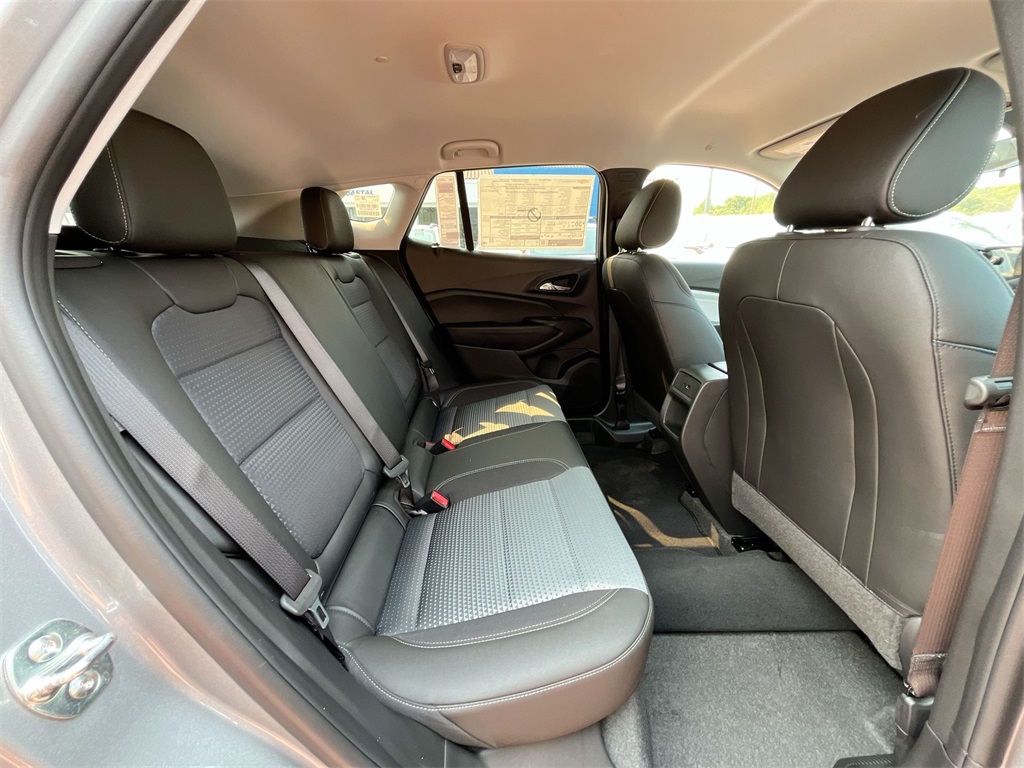 new 2025 Chevrolet Trax car, priced at $23,567