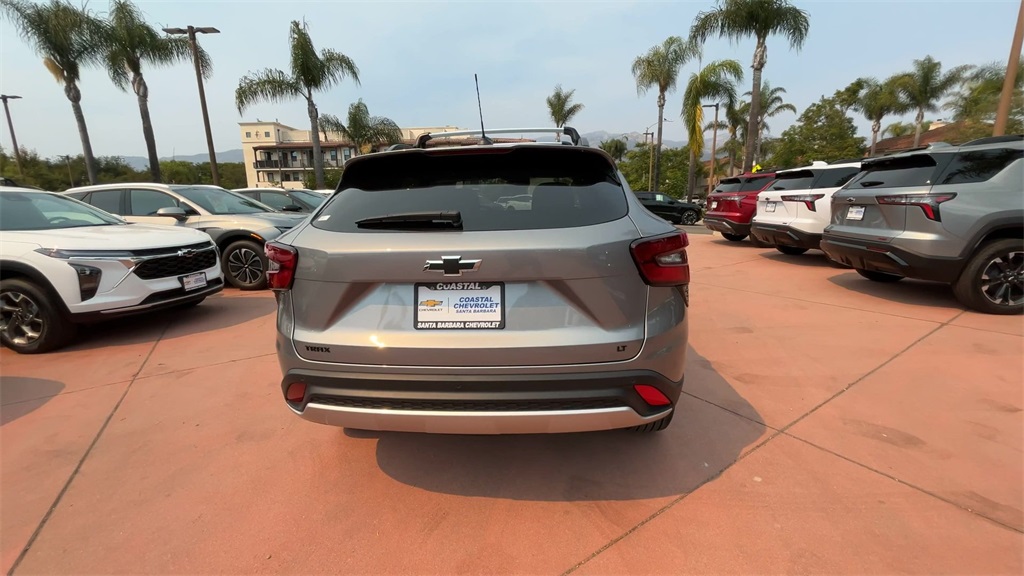 new 2025 Chevrolet Trax car, priced at $23,567