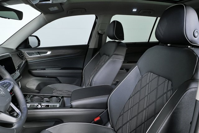 new 2026 Volkswagen Atlas car, priced at $58,357