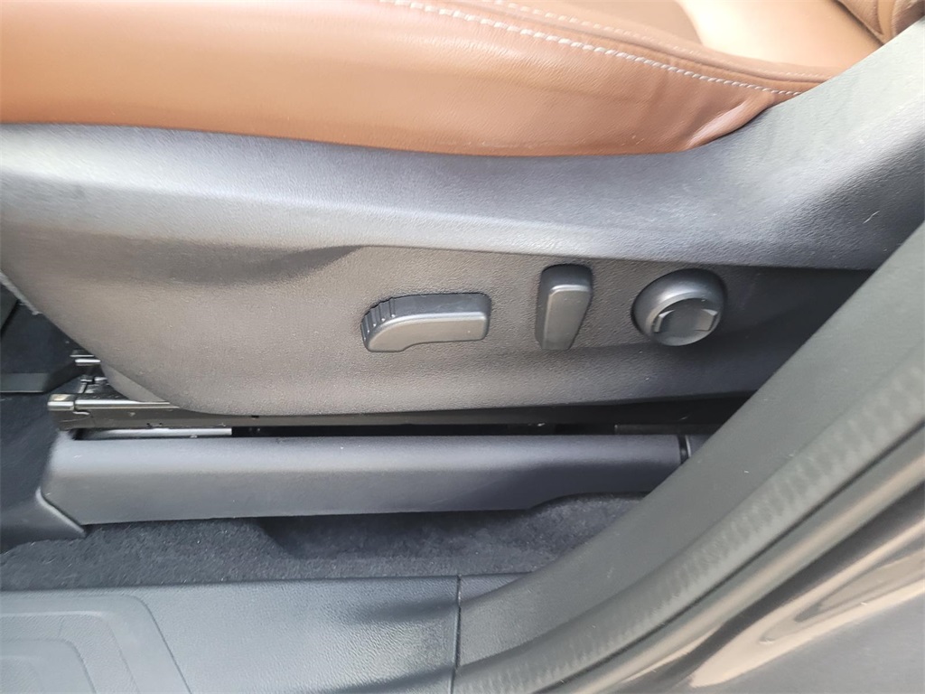 used 2020 Subaru Ascent car, priced at $24,635