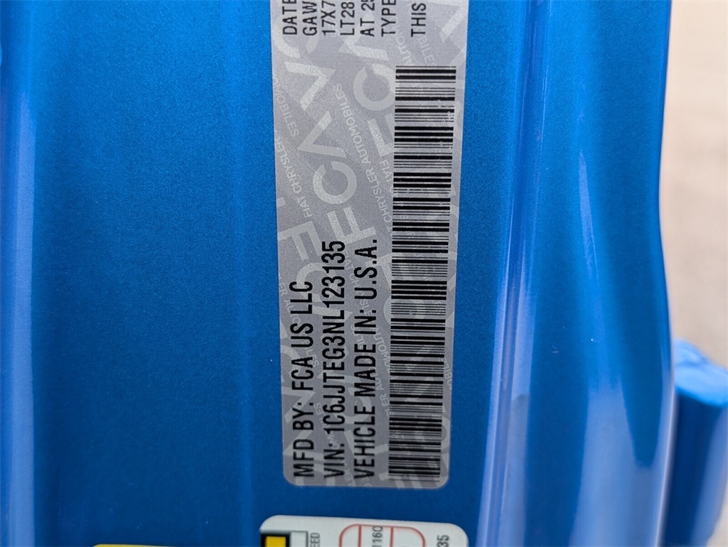 used 2022 Jeep Gladiator car, priced at $28,998