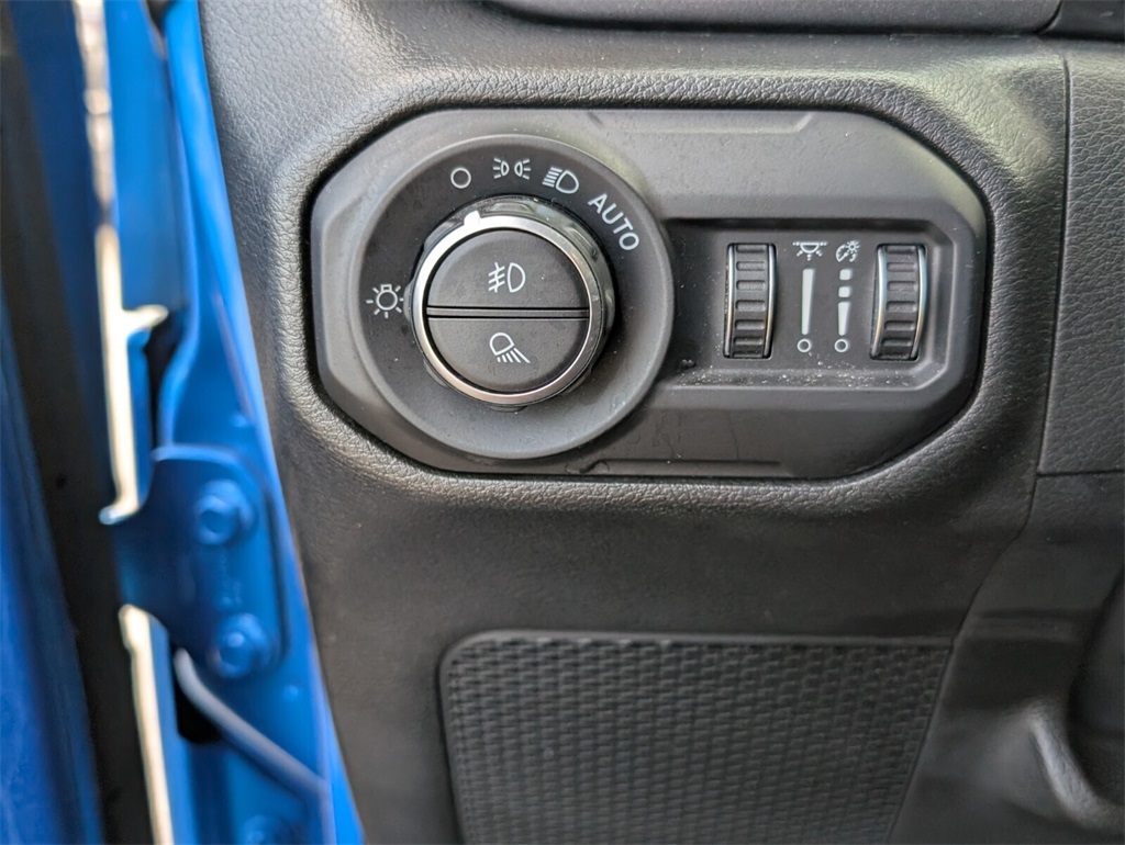 used 2022 Jeep Gladiator car, priced at $28,998