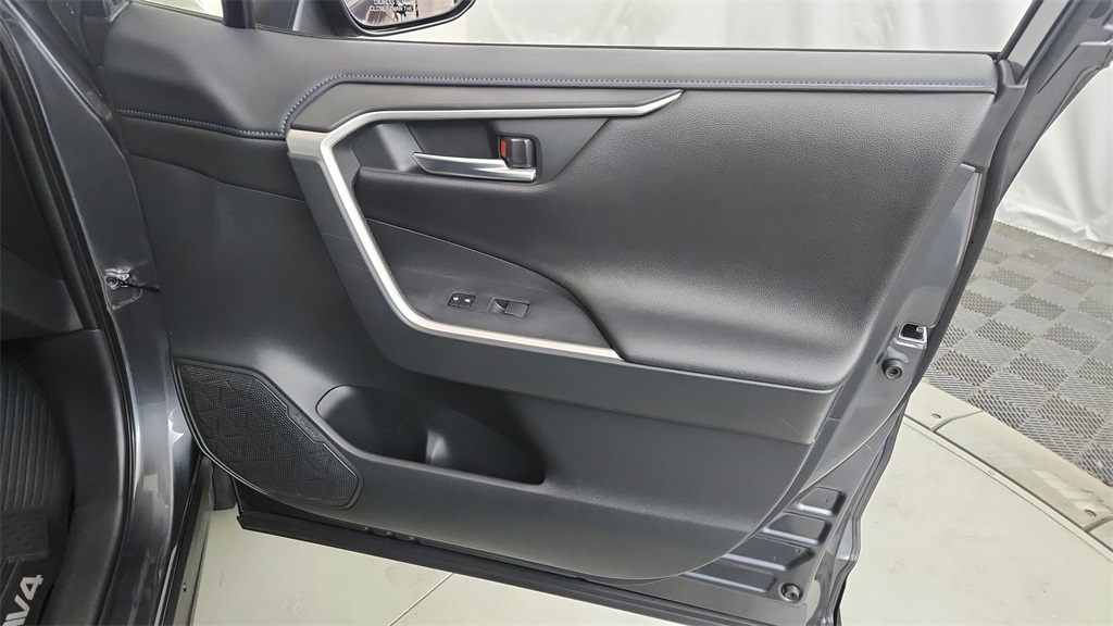 used 2019 Toyota RAV4 Hybrid car, priced at $31,899