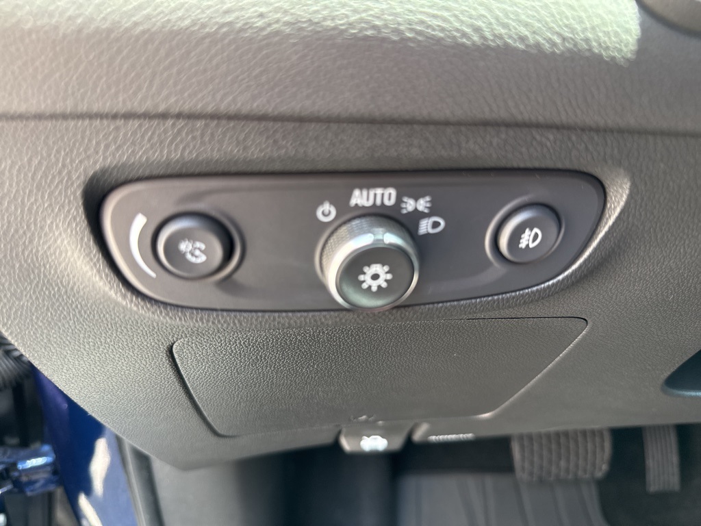 used 2023 Buick Encore GX car, priced at $23,900