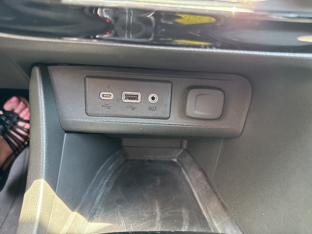 used 2023 Buick Encore GX car, priced at $23,900