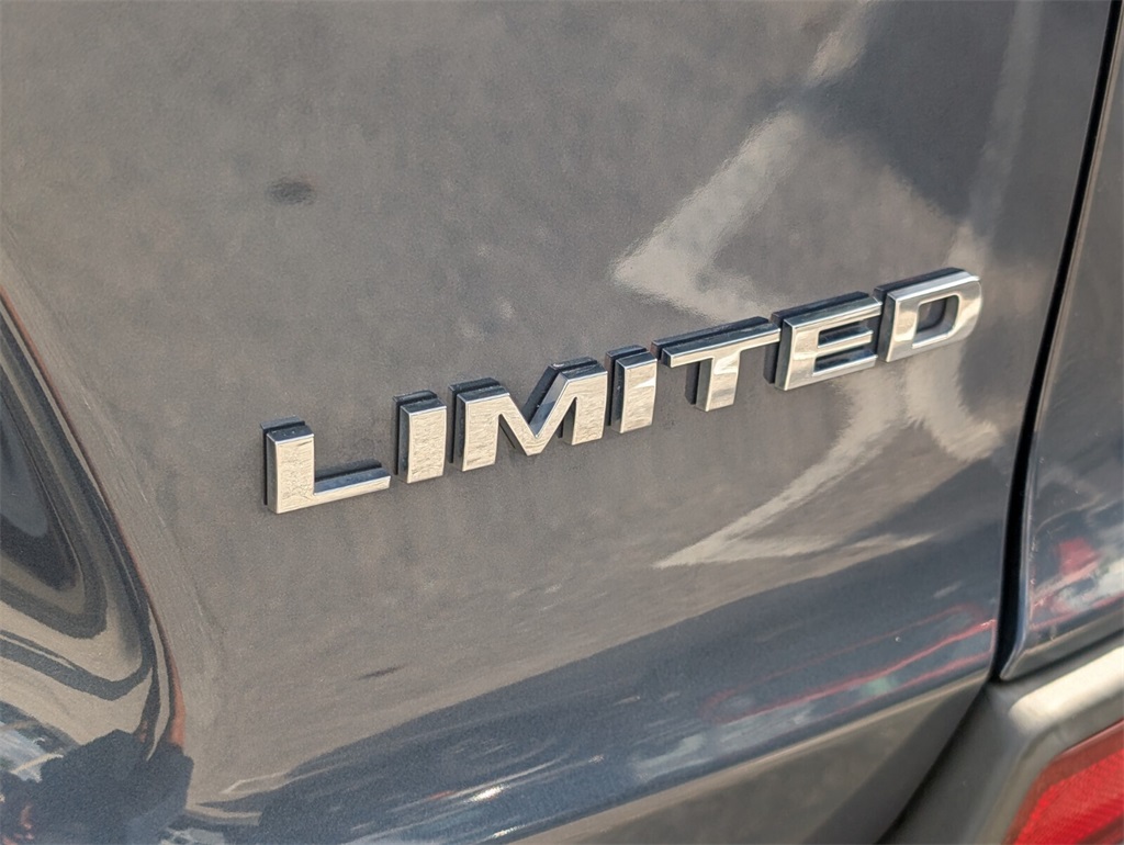 used 2020 Jeep Cherokee car, priced at $18,688