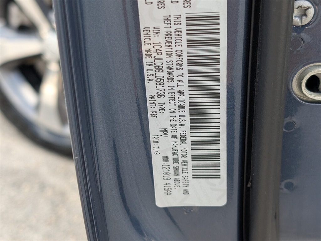 used 2020 Jeep Cherokee car, priced at $18,688