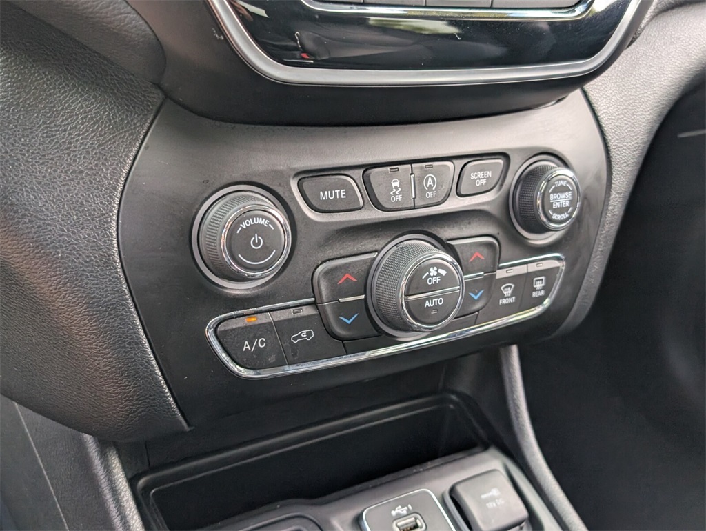 used 2020 Jeep Cherokee car, priced at $18,688