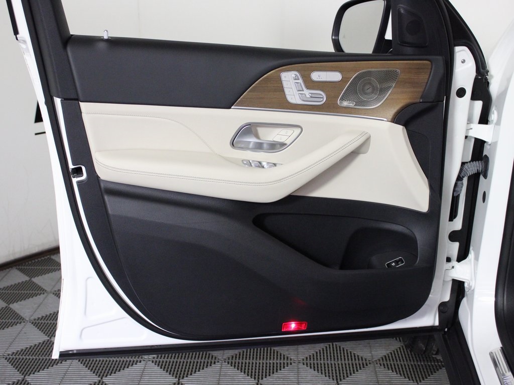 used 2023 Mercedes-Benz GLE car, priced at $50,998