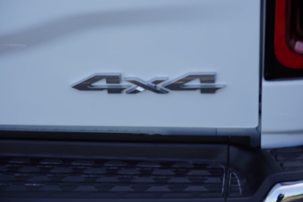 new 2025 Ram 2500 car, priced at $64,552