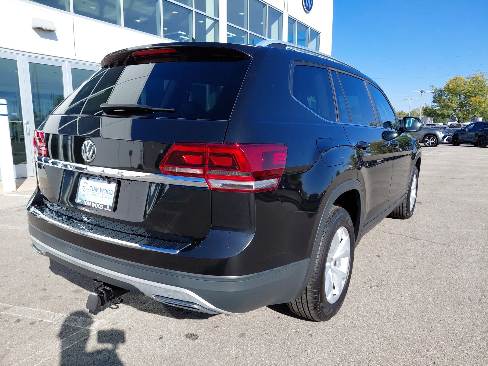 used 2018 Volkswagen Atlas car, priced at $16,500