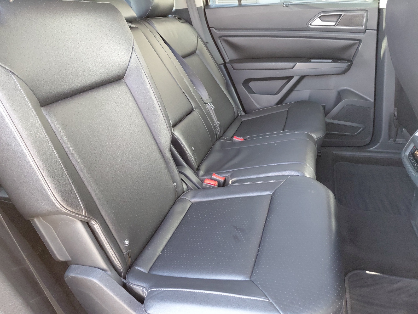 used 2018 Volkswagen Atlas car, priced at $16,500