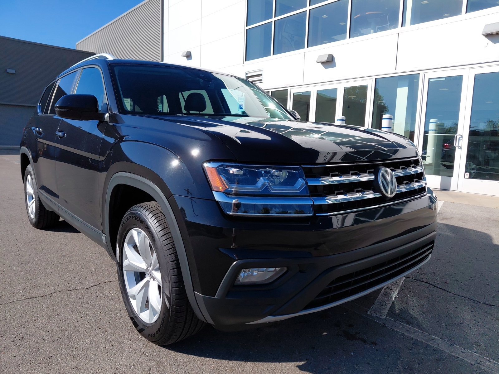 used 2018 Volkswagen Atlas car, priced at $16,500