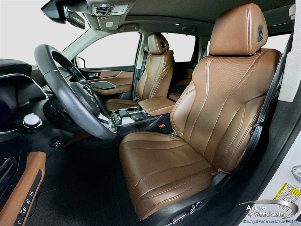 used 2023 Acura MDX car, priced at $38,999