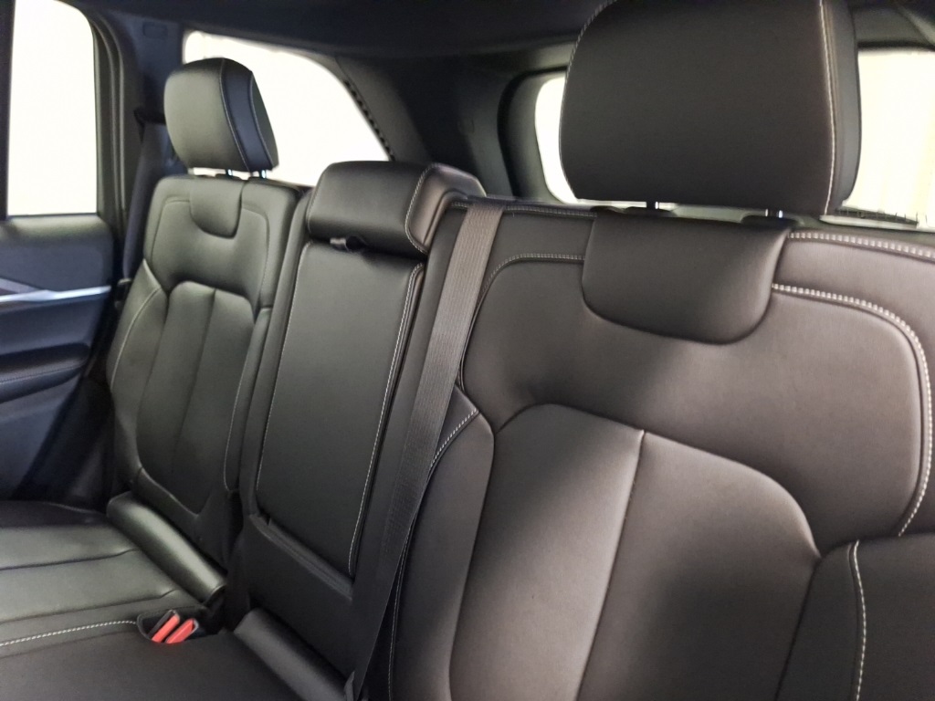 new 2025 Jeep Grand Cherokee car, priced at $50,485