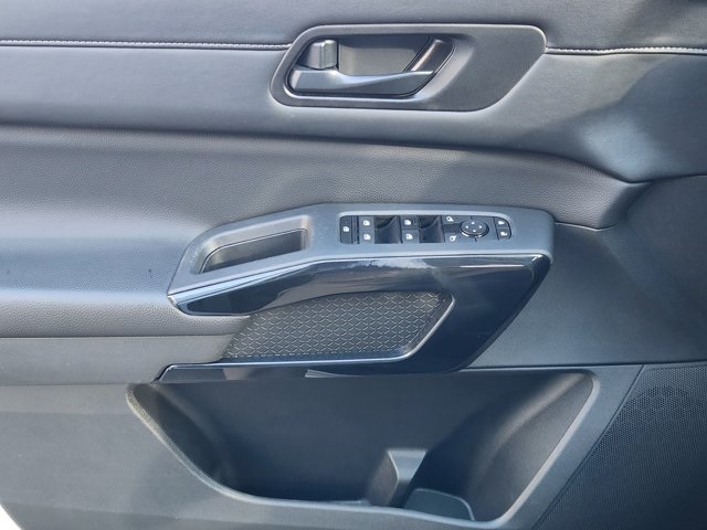 used 2024 Nissan Pathfinder car, priced at $27,700