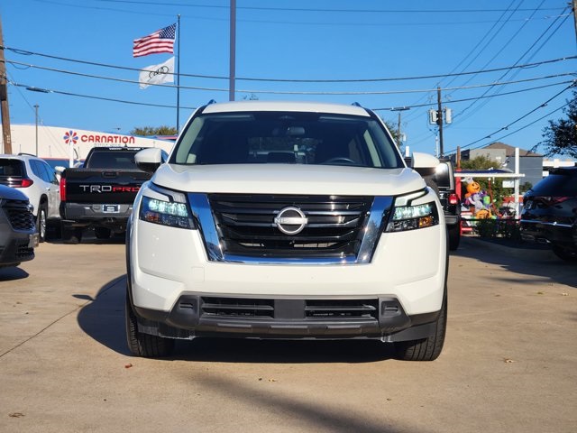 used 2024 Nissan Pathfinder car, priced at $27,700