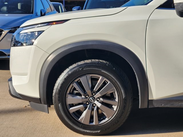 used 2024 Nissan Pathfinder car, priced at $27,700