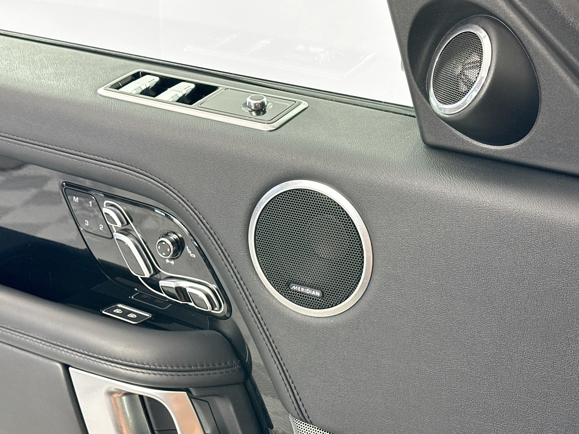 used 2021 Land Rover Range Rover car, priced at $58,998