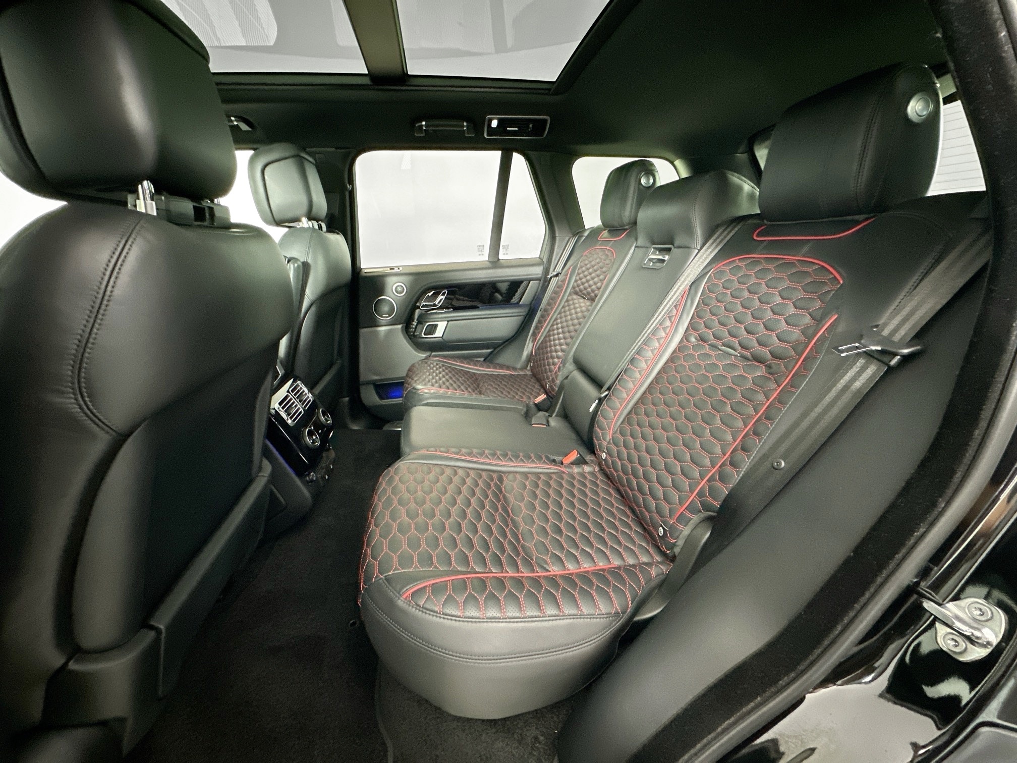 used 2021 Land Rover Range Rover car, priced at $58,998