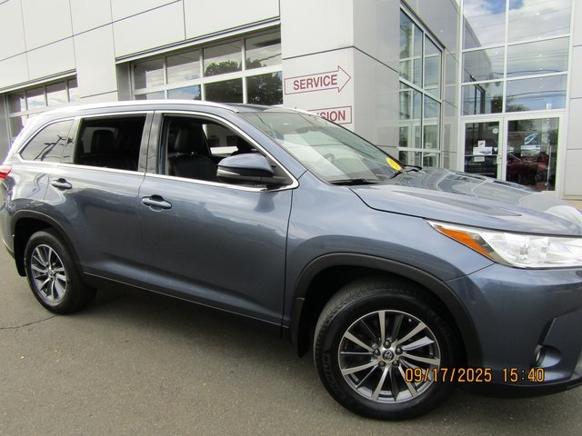 used 2019 Toyota Highlander car, priced at $22,999