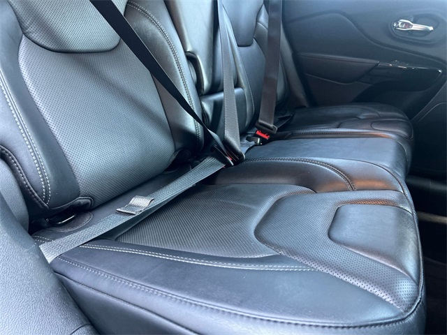 used 2023 Jeep Cherokee car, priced at $21,811
