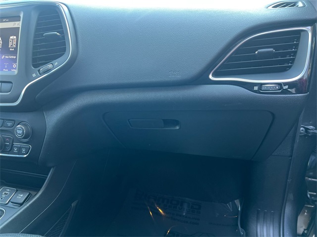 used 2023 Jeep Cherokee car, priced at $21,811