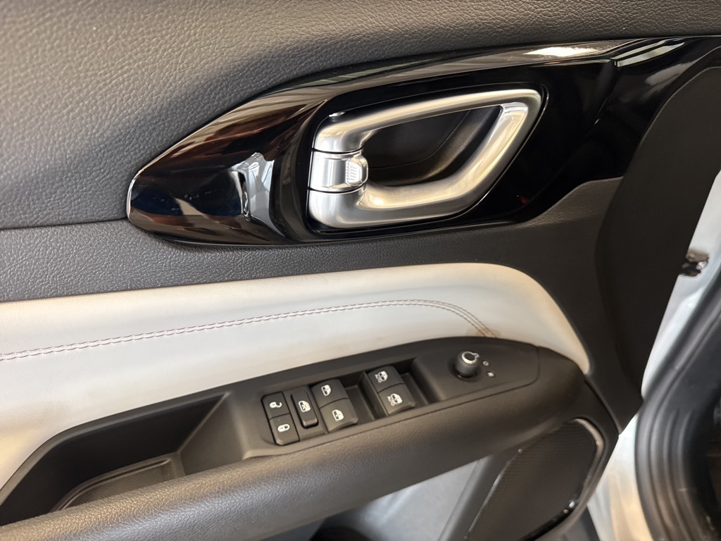 new 2025 Jeep Compass car, priced at $32,743