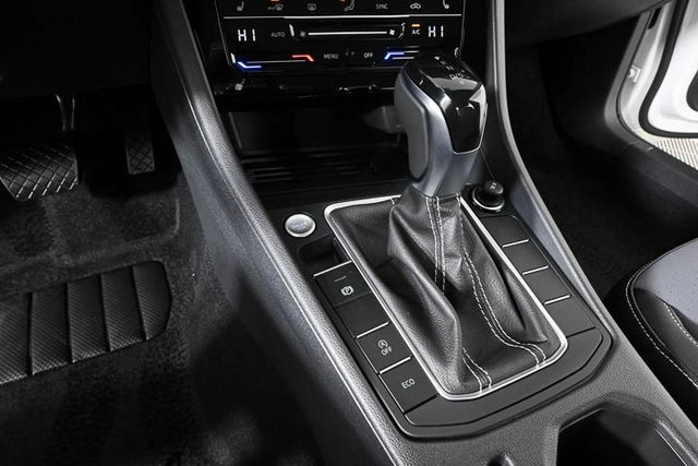 new 2025 Volkswagen Jetta car, priced at $27,654