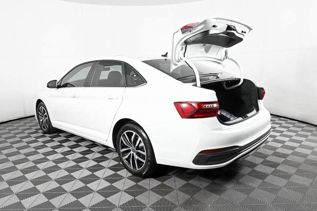 new 2025 Volkswagen Jetta car, priced at $27,654