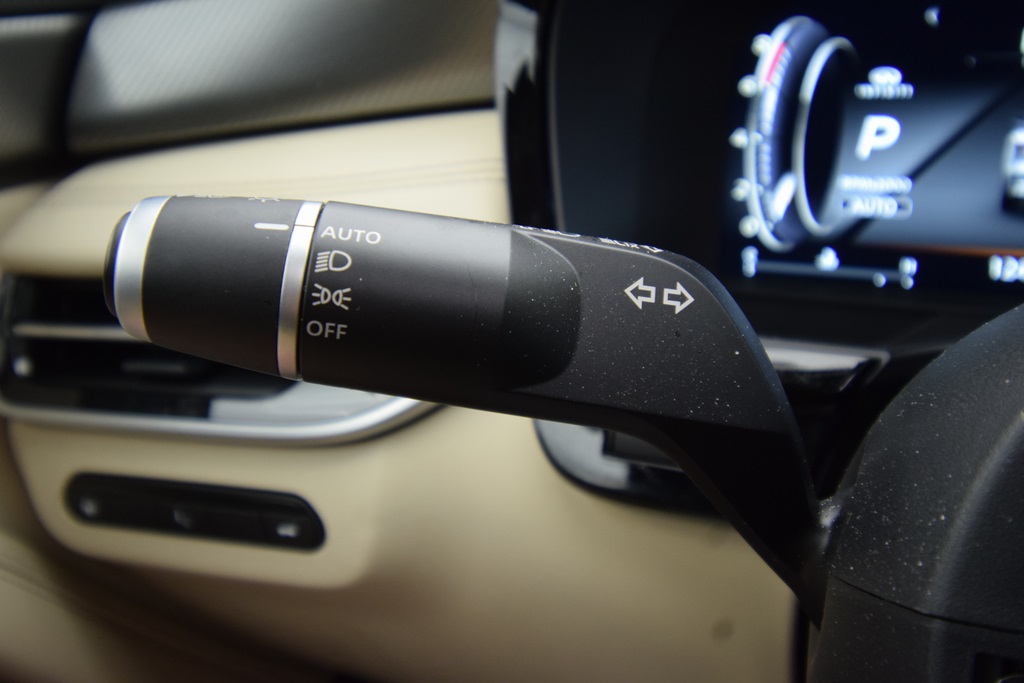 used 2025 INFINITI QX60 car, priced at $47,500