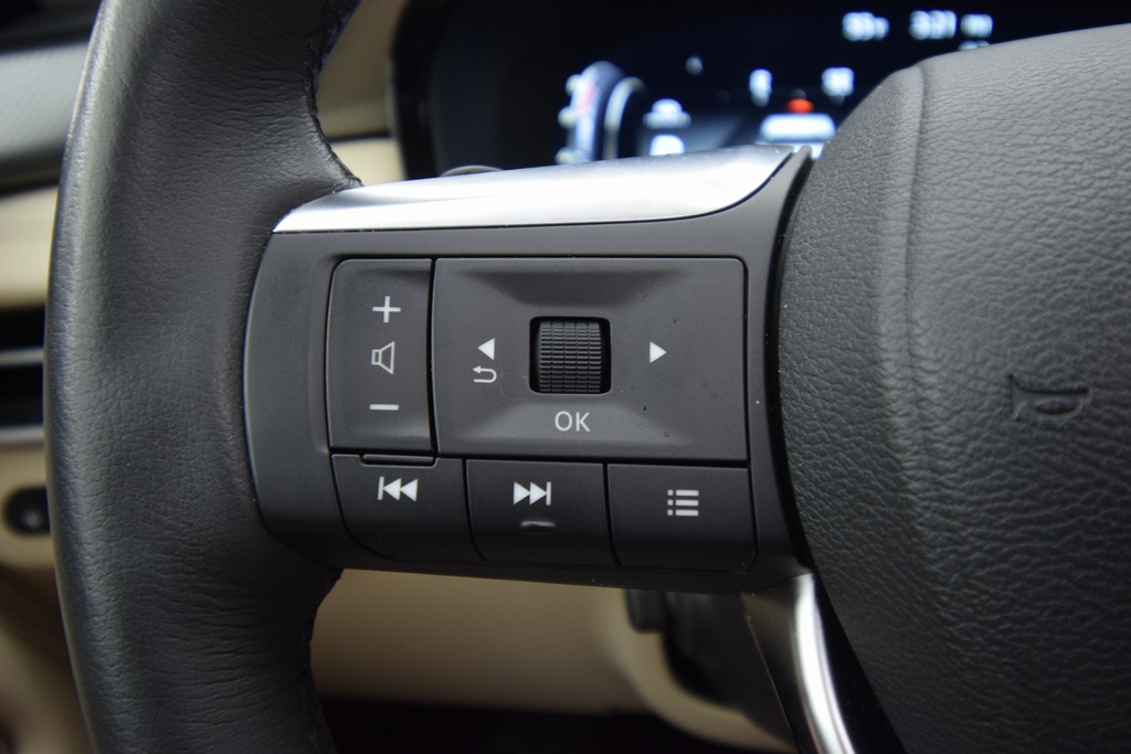 used 2025 INFINITI QX60 car, priced at $47,500