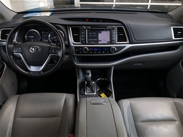 used 2018 Toyota Highlander car, priced at $24,987