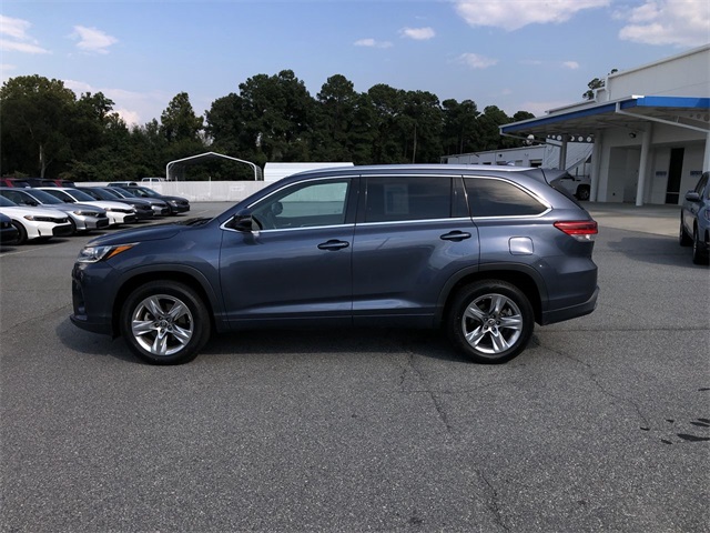 used 2018 Toyota Highlander car, priced at $24,987