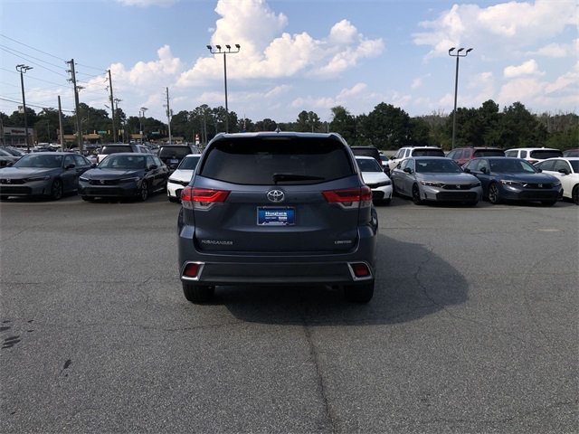 used 2018 Toyota Highlander car, priced at $24,987