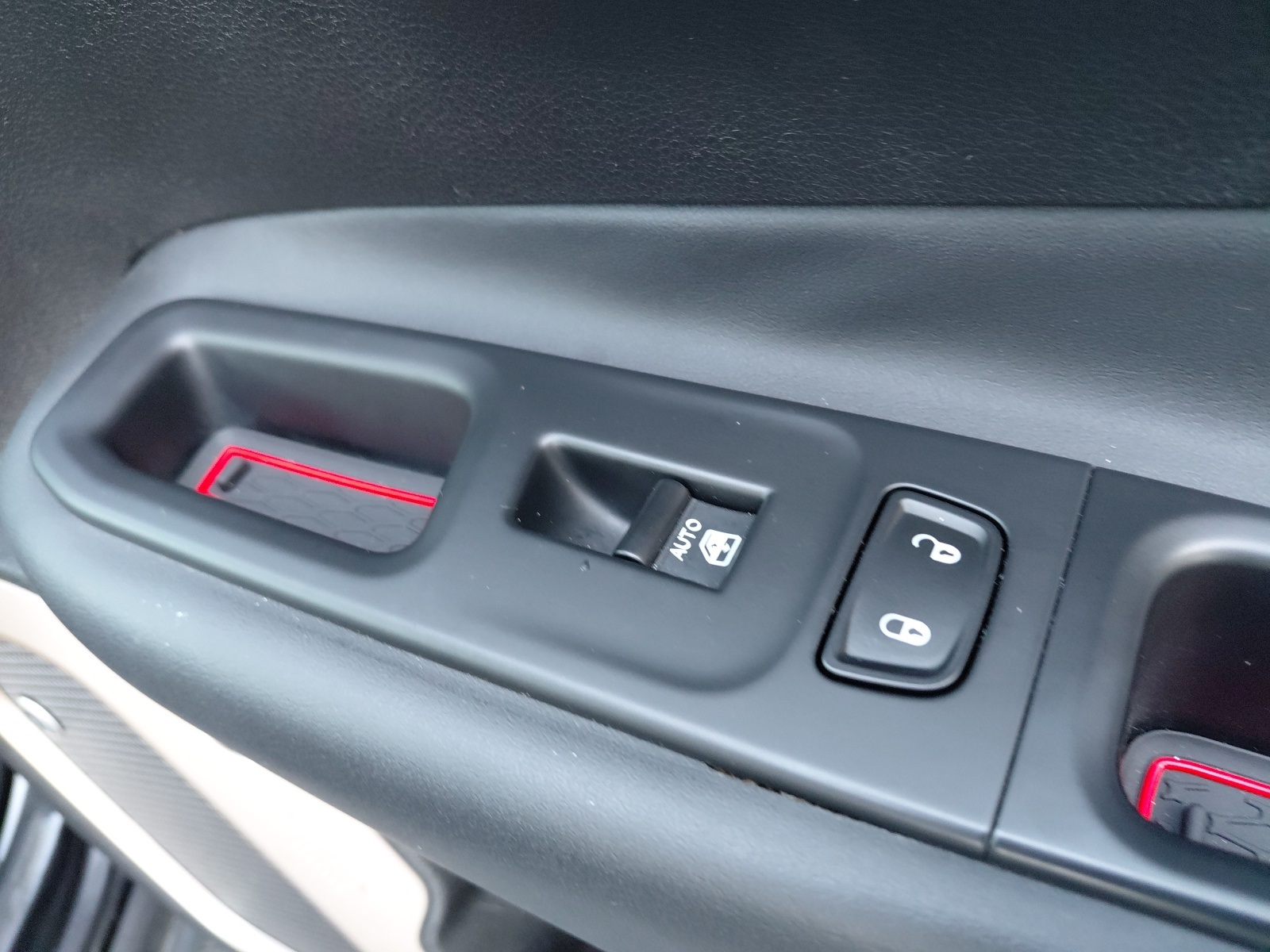used 2016 Jeep Renegade car, priced at $9,332