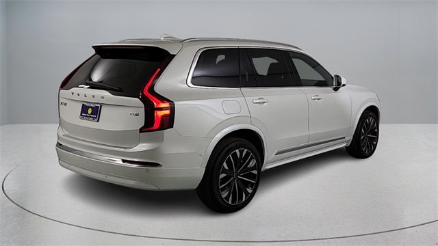 new 2026 Volvo XC90 Plug-In Hybrid car, priced at $81,875