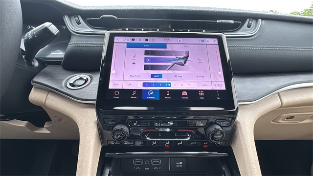 new 2025 Jeep Grand Cherokee L car, priced at $50,643