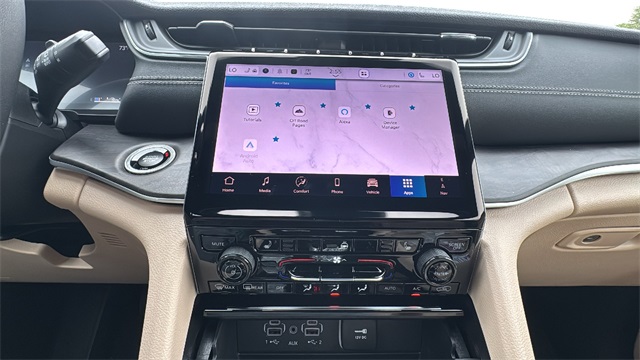 new 2025 Jeep Grand Cherokee L car, priced at $50,643