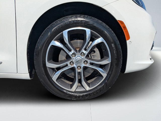 used 2022 Chrysler Pacifica car, priced at $34,479