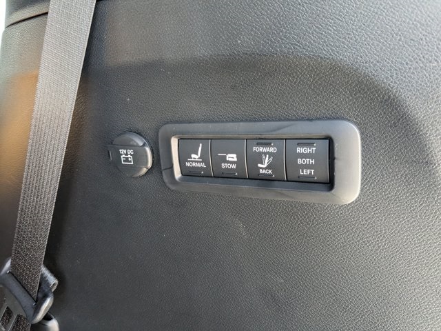 used 2022 Chrysler Pacifica car, priced at $34,479