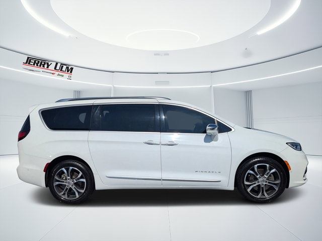 used 2022 Chrysler Pacifica car, priced at $34,479