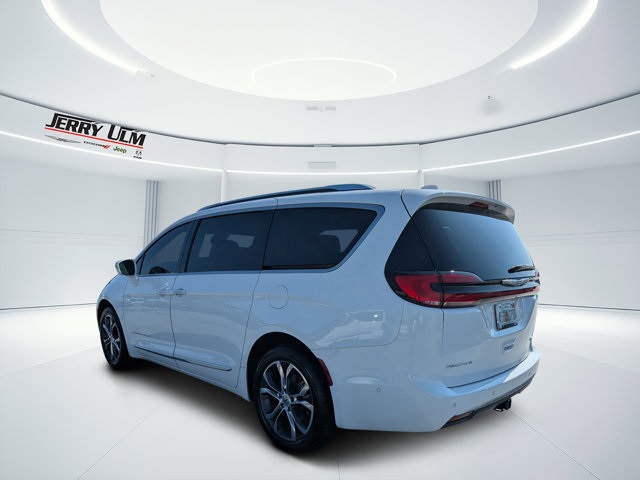 used 2022 Chrysler Pacifica car, priced at $34,479