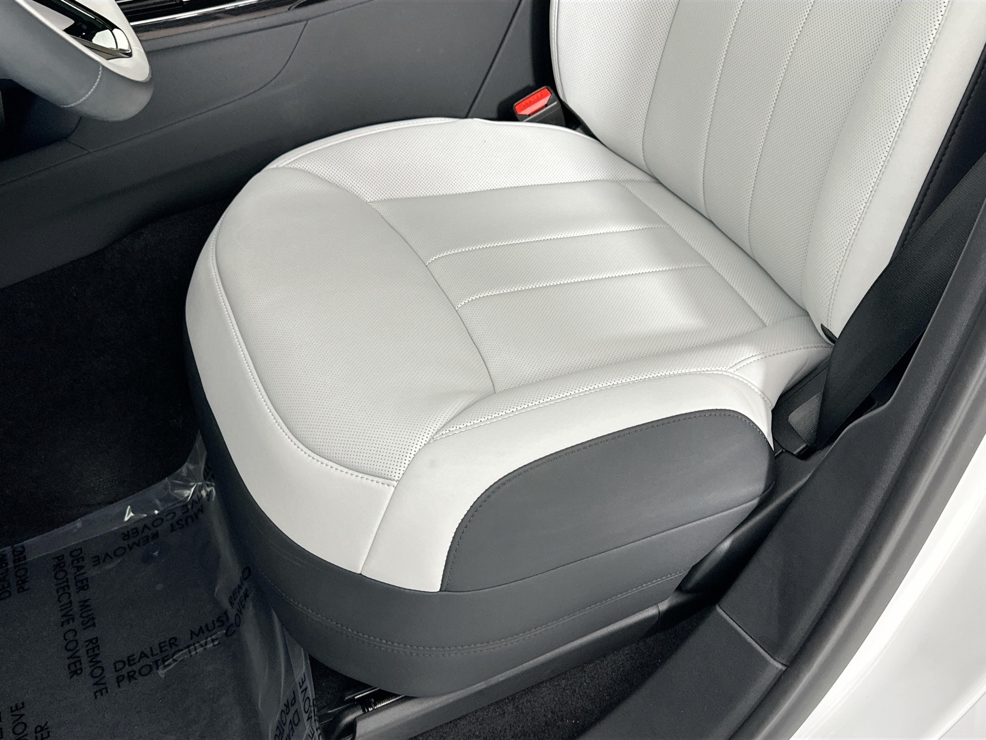 used 2024 Land Rover Range Rover Sport car, priced at $87,995