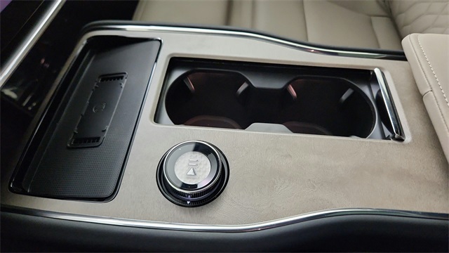 new 2025 Volvo EX90 car, priced at $89,340